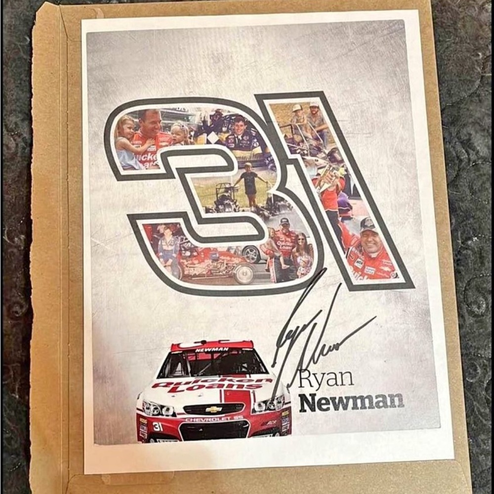 NASCAR 2014 autographed Ryan Newman #31 nascar card